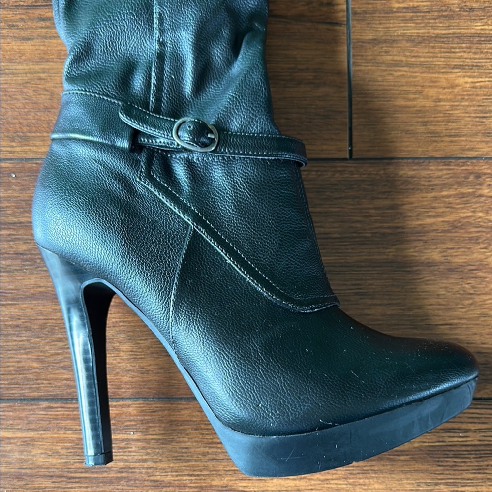 👢👢EUC Nine West Black Stiletto Knee-High Heeled Boots👢👢 - Picture 4 of 9